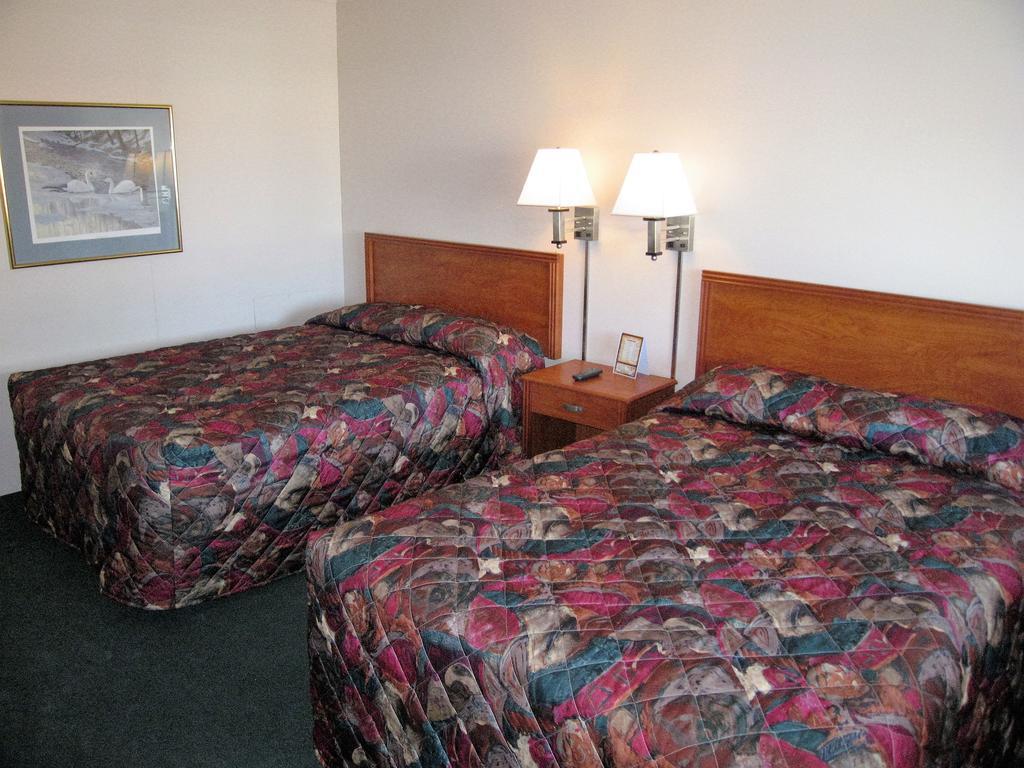 Travelers Lodge Marshall Eksteriør bilde